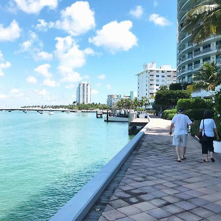 South Beach 2 Bedroom Family & Pet Friendly Apartment With Balcony & Free Parking マイアミビーチ エクステリア 写真