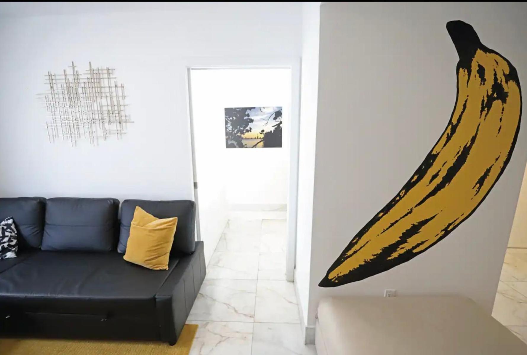 South Beach 2 Bedroom Family & Pet Friendly Apartment With Balcony & Free Parking マイアミビーチ エクステリア 写真