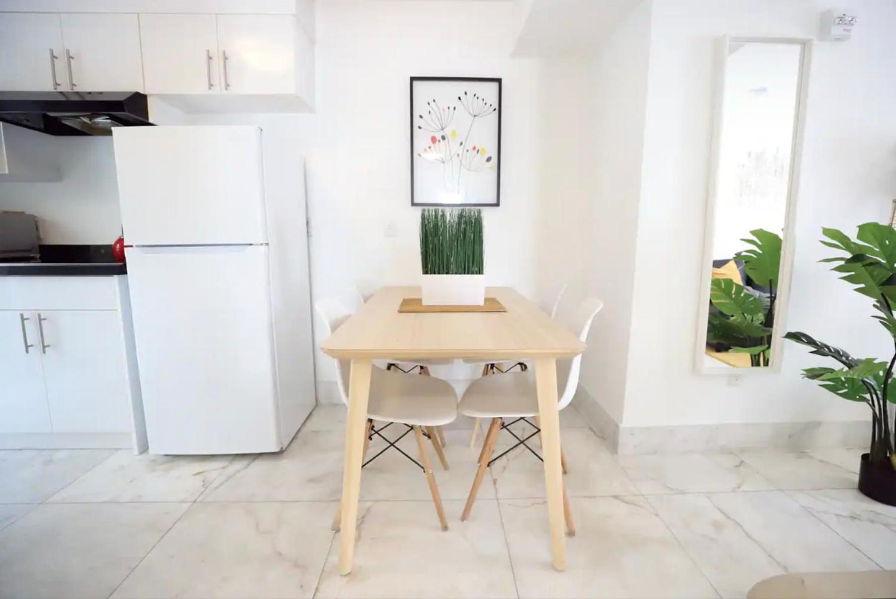 South Beach 2 Bedroom Family & Pet Friendly Apartment With Balcony & Free Parking マイアミビーチ エクステリア 写真