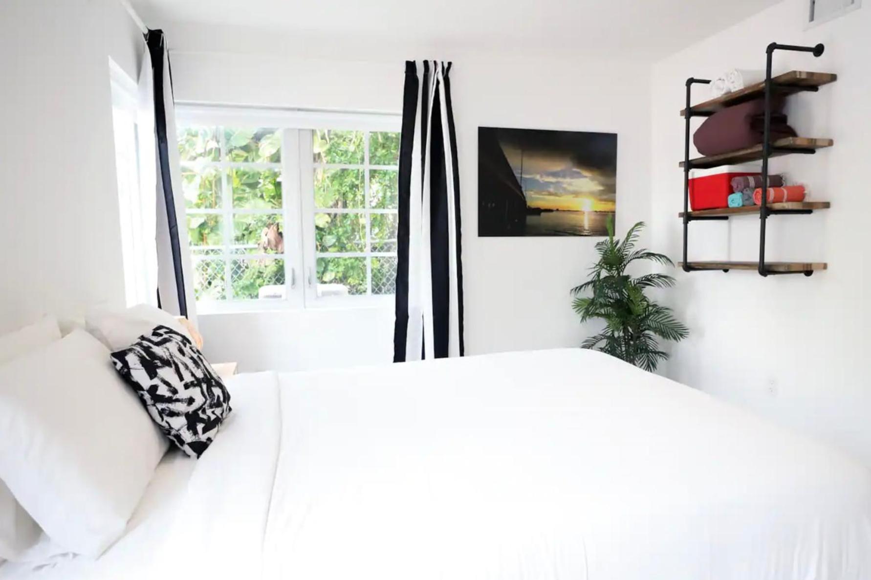 South Beach 2 Bedroom Family & Pet Friendly Apartment With Balcony & Free Parking マイアミビーチ エクステリア 写真