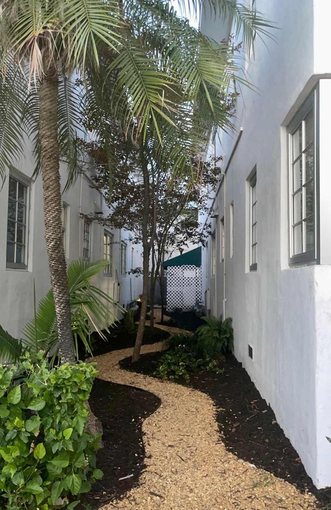 South Beach 2 Bedroom Family & Pet Friendly Apartment With Balcony & Free Parking マイアミビーチ エクステリア 写真
